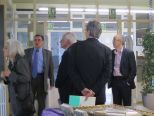 Professors consultant l'exposici